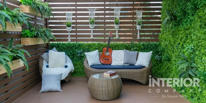 Balcony Garden with Private Space