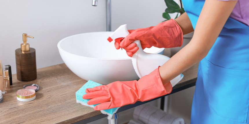 Housekeeping Tips for Refreshing Bathroom
