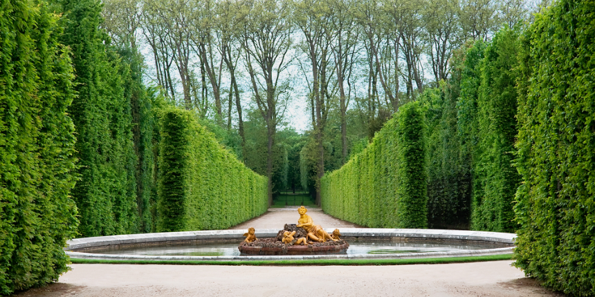 When Can You Visit the Gardens of Versailles? 