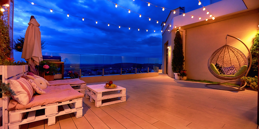 Experiment with Lighting for a Glamorous Rooftop Design