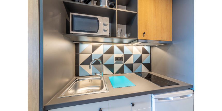 Give Each Element a Different Character - Small Modular Kitchen Design Tips