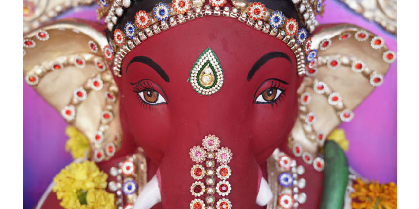 Lord Ganesha Idol Colour