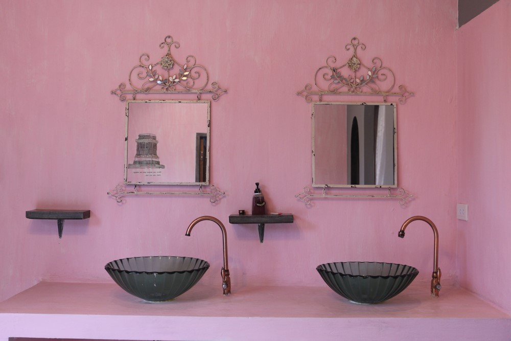 Vintage - Bathroom Vanity Design Ideas